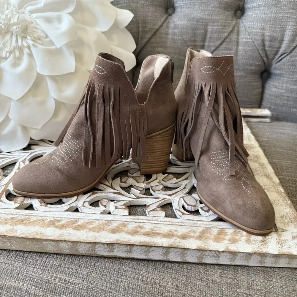 Ariat Western Fringe Short Ankle Cowboy Boots Women’s 7